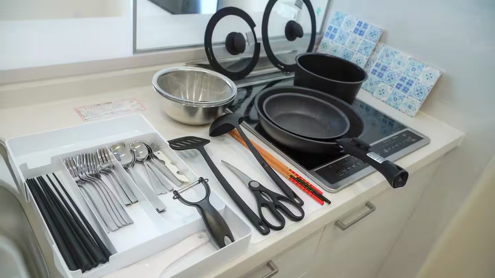 CHODO 益城の調理器具。フライパン、鍋、カトラリー